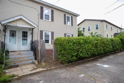 9 Cedar St, Barre, MA 01005 photo 4