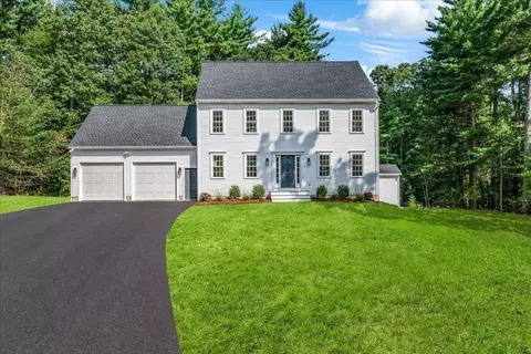 75 Fern Hollow Rd, Bridgewater, MA 02324