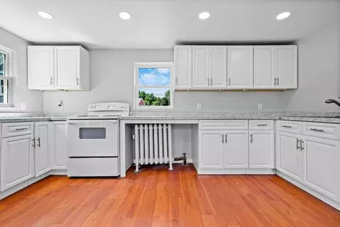 64 Pleasant St, Ware, MA 01082 photo 11