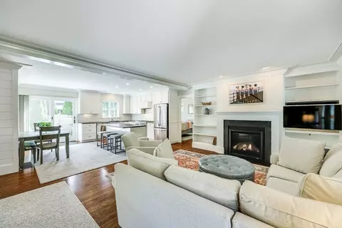82 Blanid Rd, Barnstable, MA 02655