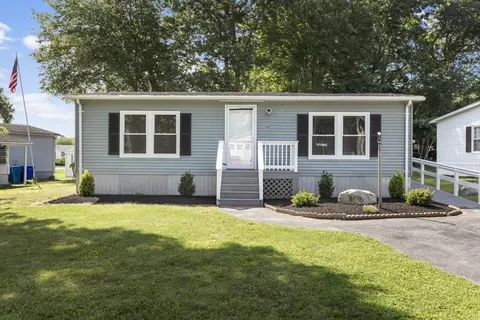 104 Lima Dr, Taunton, MA 02780
