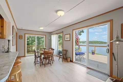 Dining - 14 Salt Marsh Ln, Wareham, MA 02571 photo 2 of 3