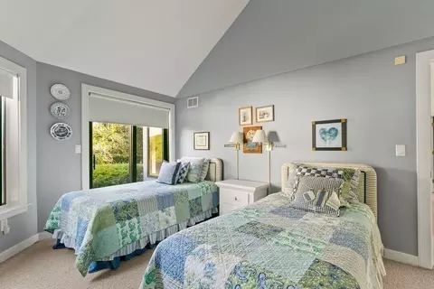 134 Paddock Cir, Mashpee, MA 02649 photo 29