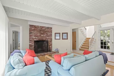 134 Paddock Cir, Mashpee, MA 02649 photo 13