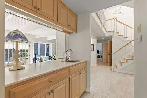 134 Paddock Cir, Mashpee, MA 02649 photo 17