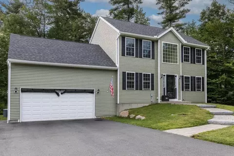 919 Pearl St, Gardner, MA 01440