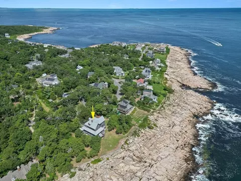 51 Phillips Ave, Rockport, MA 01966