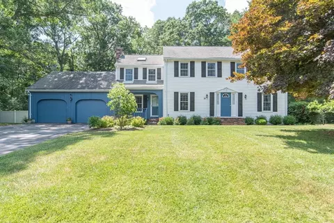 37 Scotch Dam Rd, Easton, MA 02375
