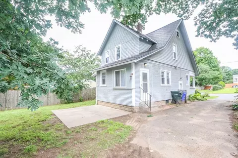 103 Clough St, Springfield, MA 01118 photo 4