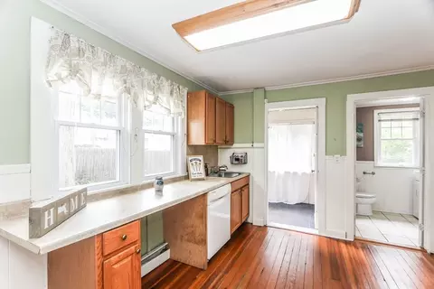 103 Clough St, Springfield, MA 01118 photo 18
