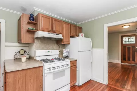 103 Clough St, Springfield, MA 01118 photo 22