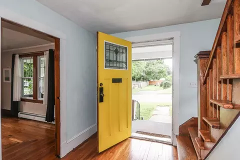 103 Clough St, Springfield, MA 01118 photo 8
