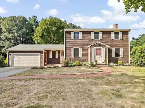 56 Old County Rd, Hingham, MA 02043 photo 3