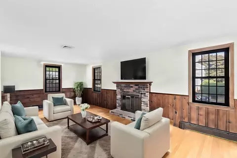 56 Old County Rd, Hingham, MA 02043 photo 16