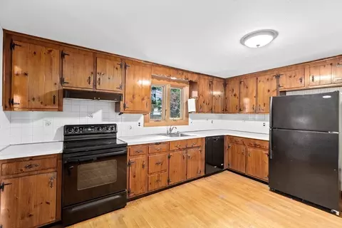 56 Old County Rd, Hingham, MA 02043 photo 10
