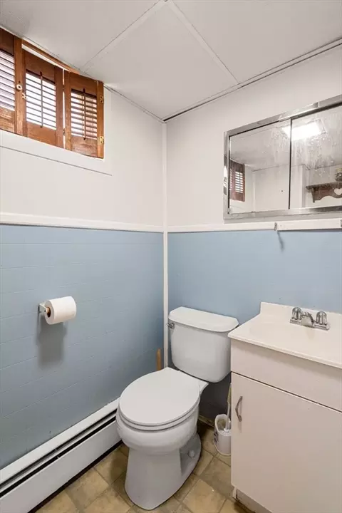 Bath - 31 Jepson, Fall River, MA 02723 photo 3 of 4