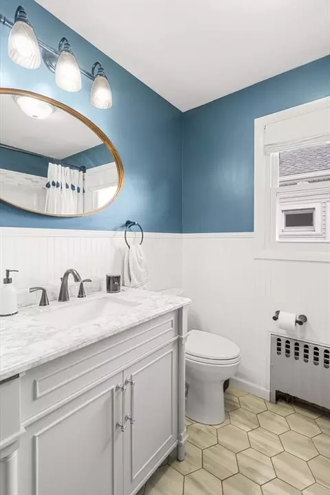 Bath - 31 Jepson, Fall River, MA 02723 photo 1 of 4