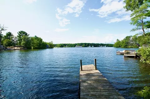 37 Kinsley Ln, Mendon, MA 01756