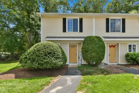 2 Janet Rd #9, Easton, MA 02375