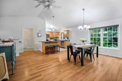 26 Munger Rd, Chicopee, MA 01020 photo 9