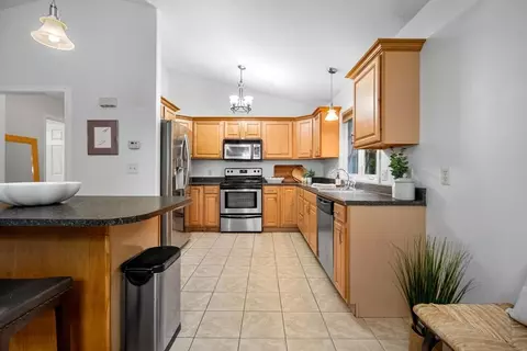 26 Munger Rd, Chicopee, MA 01020 photo 13