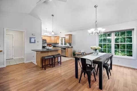 26 Munger Rd, Chicopee, MA 01020 photo 10