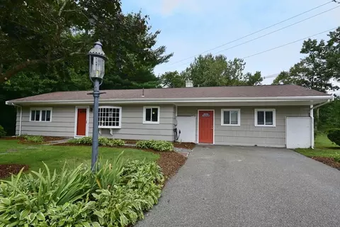95 Pondview Cir, Brockton, MA 02301