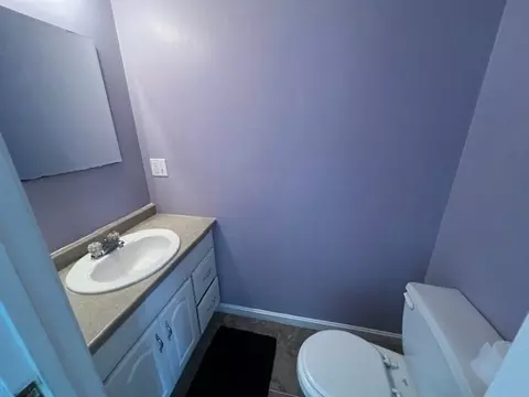 3 Lyndale Ave #D, Webster, MA 01570 photo 8