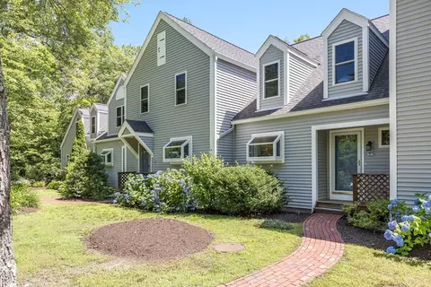 25 Southpoint Dr #D, Sandwich, MA 02563