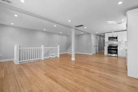 69 Cutler St, Worcester, MA 01604 photo 10