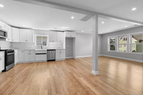 69 Cutler St, Worcester, MA 01604 photo 3
