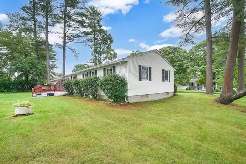 Exterior - 7 Warwick Dr, Ludlow, MA 01056 photo 3 of 10