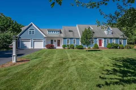 4 Oyster Pond Rd, Harwich, MA 02645