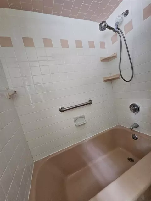 12 Pine Tree Dr, Worcester, MA 01609 photo 34