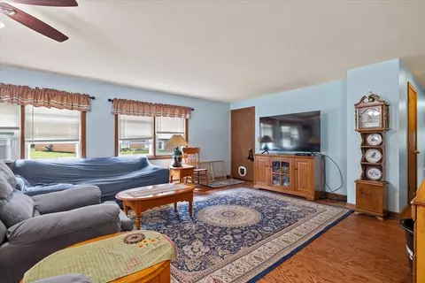 8 Stone Valley Rd, Orange, MA 01364 photo 6