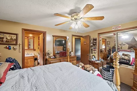 8 Stone Valley Rd, Orange, MA 01364 photo 15