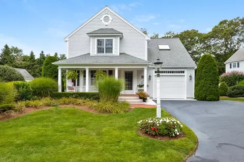 195 Cotuit Rd #D-8, Marstons Mills, MA 02648