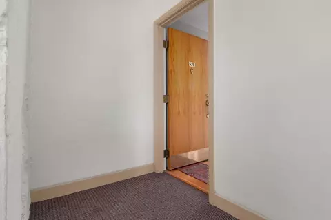 Entry Way - 7 S Stone Mill Dr #521, Dedham, MA 02026 photo 2 of 4