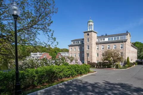 Exterior - 7 S Stone Mill Dr #521, Dedham, MA 02026 photo 2 of 4