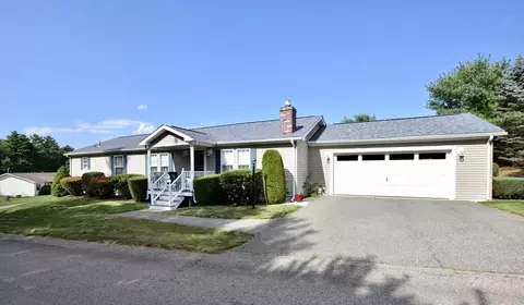 3701 Pheasant Ln, Middleboro, MA 02346