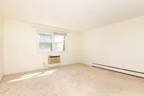 19 Pine St #E, Canton, MA 02021 photo 6
