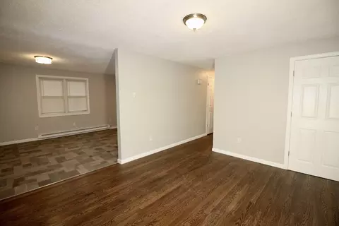 88 Lloyd Ave, Springfield, MA 01119 photo 4