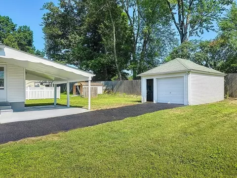 Exterior - 78 Catherine St, Chicopee, MA 01013 photo 5 of 8