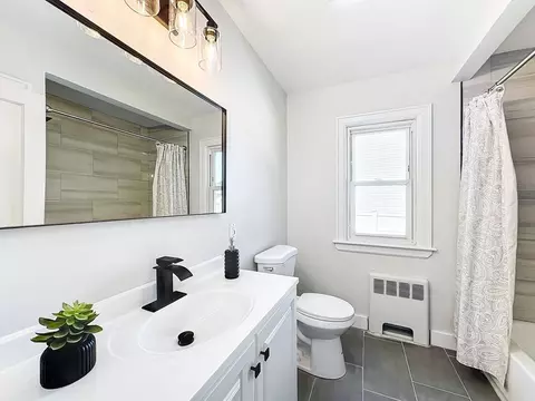 Bath - 78 Catherine St, Chicopee, MA 01013 photo 1 of 2