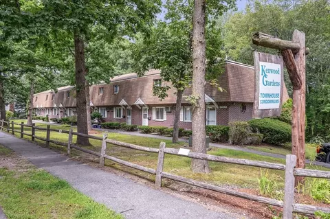 120 Thissell Ave #103, Dracut, MA 01826