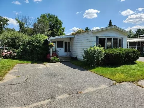 239 Ayer Rd 7th St #82, Littleton, MA 01460