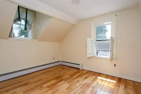 Bedroom - 7 Wethersfield St, Rowley, MA 01969 photo 3 of 4