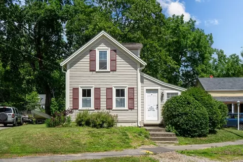 7 Wethersfield St, Rowley, MA 01969