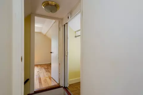 Entry Way - 7 Wethersfield St, Rowley, MA 01969 photo 2 of 2