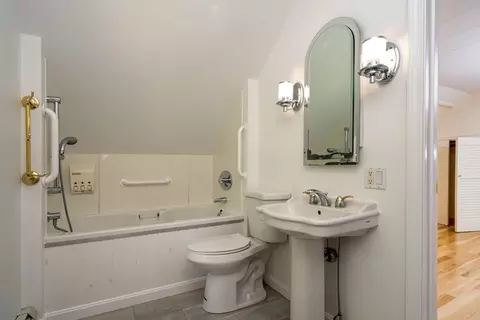 Bath - 7 Wethersfield St, Rowley, MA 01969 photo 1 of 1